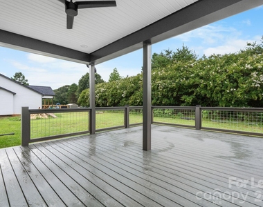 2996 Jack Whitener Road - Photo Thumbnail 24