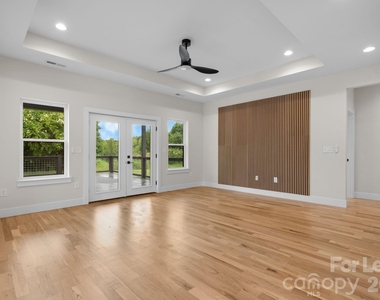 2996 Jack Whitener Road - Photo Thumbnail 6