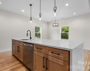 2996 Jack Whitener Road - Photo Thumbnail 11