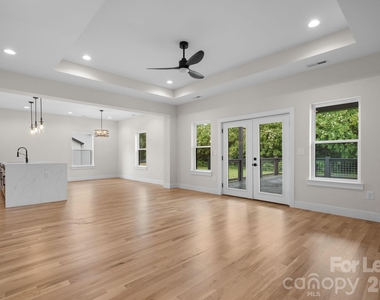 2996 Jack Whitener Road - Photo Thumbnail 4