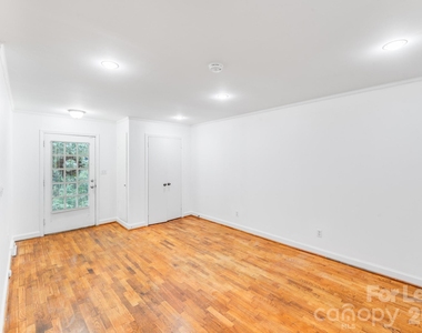 405 W Harvie Avenue - Photo Thumbnail 5