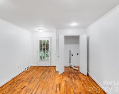 405 W Harvie Avenue - Photo Thumbnail 12