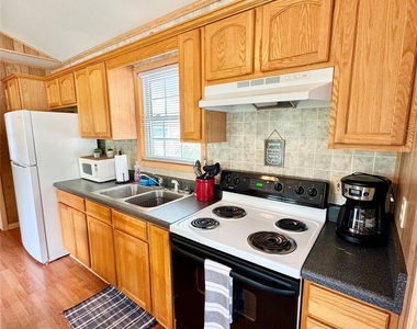 188 Uptons Landing Road - Photo Thumbnail 5