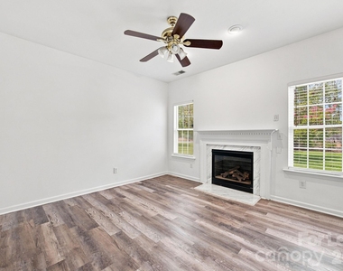 1748 Chinchester Lane - Photo Thumbnail 10