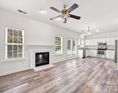 1748 Chinchester Lane - Photo Thumbnail 11
