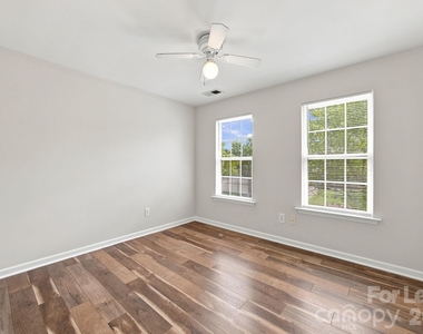 1748 Chinchester Lane - Photo Thumbnail 21