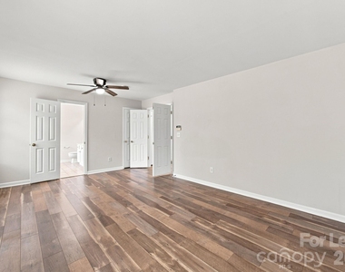 1748 Chinchester Lane - Photo Thumbnail 18