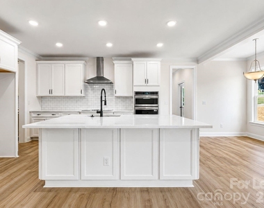5944 Bakers Point - Photo Thumbnail 6