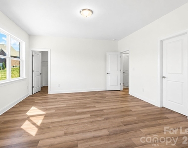 5944 Bakers Point - Photo Thumbnail 25