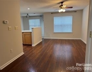 8763 Robinson Forest Drive - Photo Thumbnail 17
