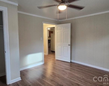 730 Taylor Street - Photo Thumbnail 8
