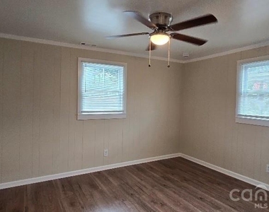 730 Taylor Street - Photo Thumbnail 5