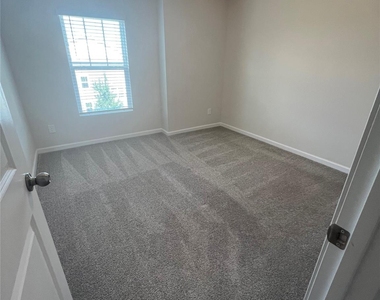 315 Grove Gate Lane - Photo Thumbnail 11