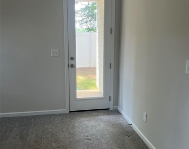 315 Grove Gate Lane - Photo Thumbnail 24