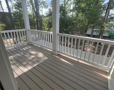 315 Grove Gate Lane - Photo Thumbnail 5