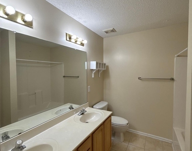 15318 Brynfield Drive - Photo Thumbnail 9