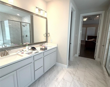 1117 Huckleberry Street - Photo Thumbnail 24