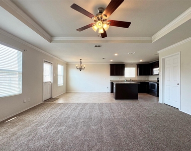 3020 Manuel Creek Drive - Photo Thumbnail 8