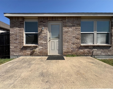 3020 Manuel Creek Drive - Photo Thumbnail 34