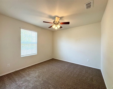 3020 Manuel Creek Drive - Photo Thumbnail 27