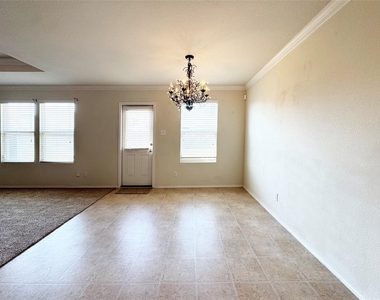 3020 Manuel Creek Drive - Photo Thumbnail 16