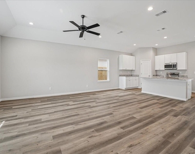 4704 Delano Street - Photo Thumbnail 2