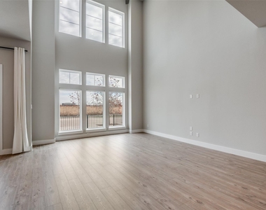 11881 Brubaker Drive - Photo Thumbnail 6