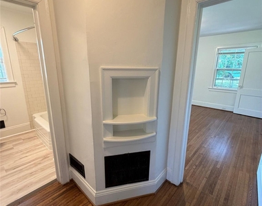 1901 Armstrong Park Drive - Photo Thumbnail 8