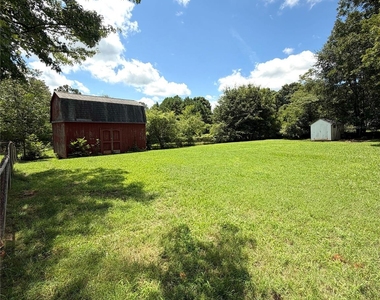 1901 Armstrong Park Drive - Photo Thumbnail 16