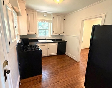 1901 Armstrong Park Drive - Photo Thumbnail 5