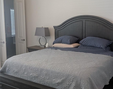 708 Waterbrook Parkway - Photo Thumbnail 12