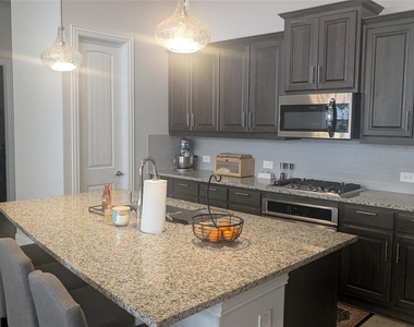 708 Waterbrook Parkway - Photo Thumbnail 21