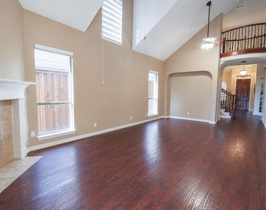 14013 Valley Mills Drive - Photo Thumbnail 2