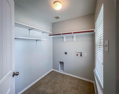 12217 Walden Wood Drive - Photo Thumbnail 19