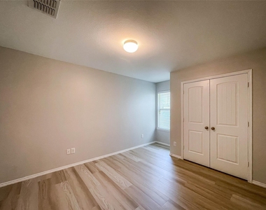 12217 Walden Wood Drive - Photo Thumbnail 15