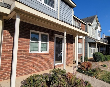 3811 Mosscroft Lane - Photo Thumbnail 1