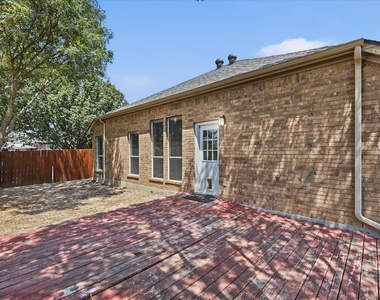 3003 Lake Ridge Drive - Photo Thumbnail 32