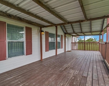 19928 County Road 590 - Photo Thumbnail 2
