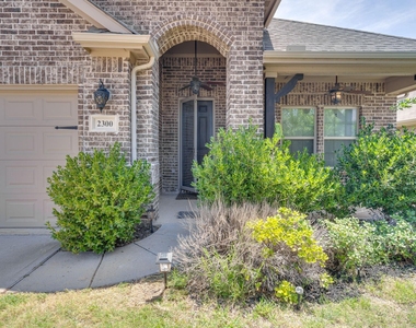 2300 Eppright Drive - Photo Thumbnail 3