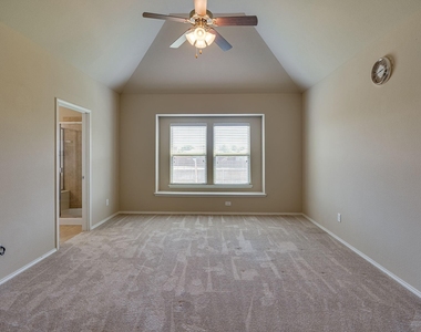 2300 Eppright Drive - Photo Thumbnail 17