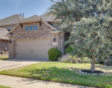 2300 Eppright Drive - Photo Thumbnail 2