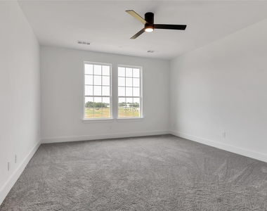3411 Sanjeev Drive - Photo Thumbnail 13