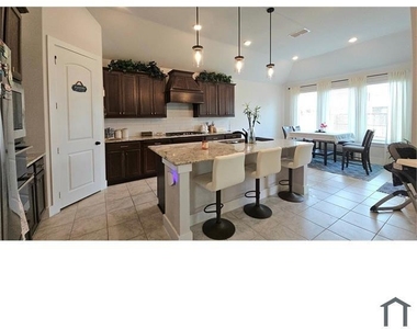 3512 Chacon Creek Trail - Photo Thumbnail 2