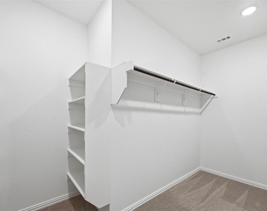 1168 Daybreak Drive - Photo Thumbnail 13
