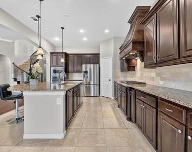 7300 Zion Lane - Photo Thumbnail 10
