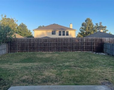 527 Tumbleweed Drive - Photo Thumbnail 29