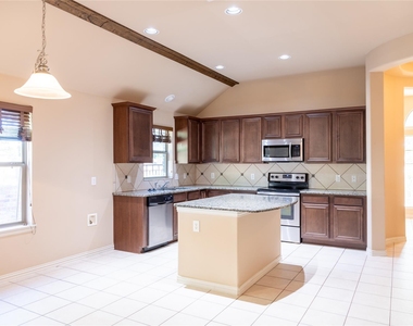 12233 Candle Island Drive - Photo Thumbnail 6
