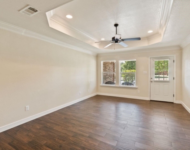 781 Copley Street - Photo Thumbnail 2