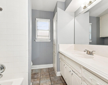 3204 Denbury Drive - Photo Thumbnail 12