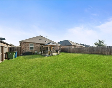 11025 Klondike Lane - Photo Thumbnail 23